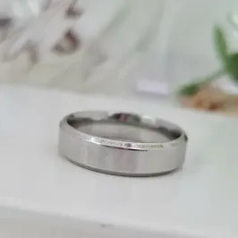 ALIANÇA EM AÇO