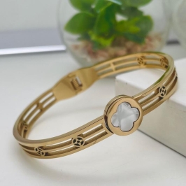 BRACELETE AT