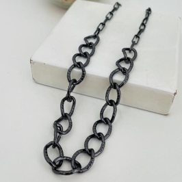 COLAR 1561