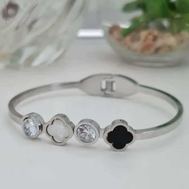 BRACELETE AT