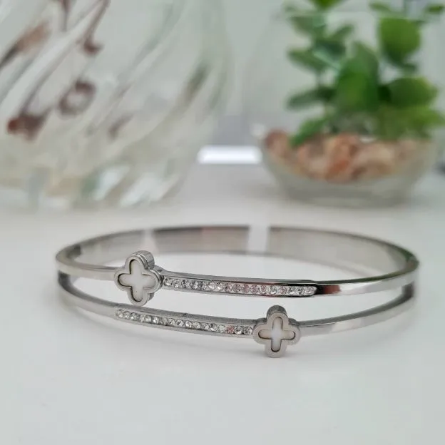 BRACELETE AT